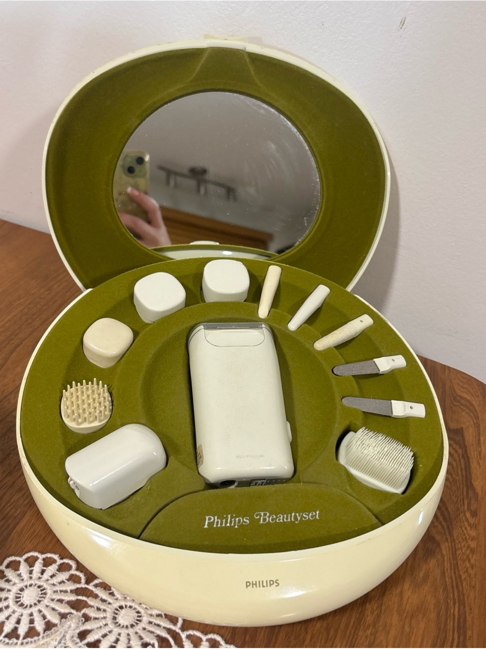 Vintage Philips Beautyset Electric Manicure & Beauty Kit – Complete
